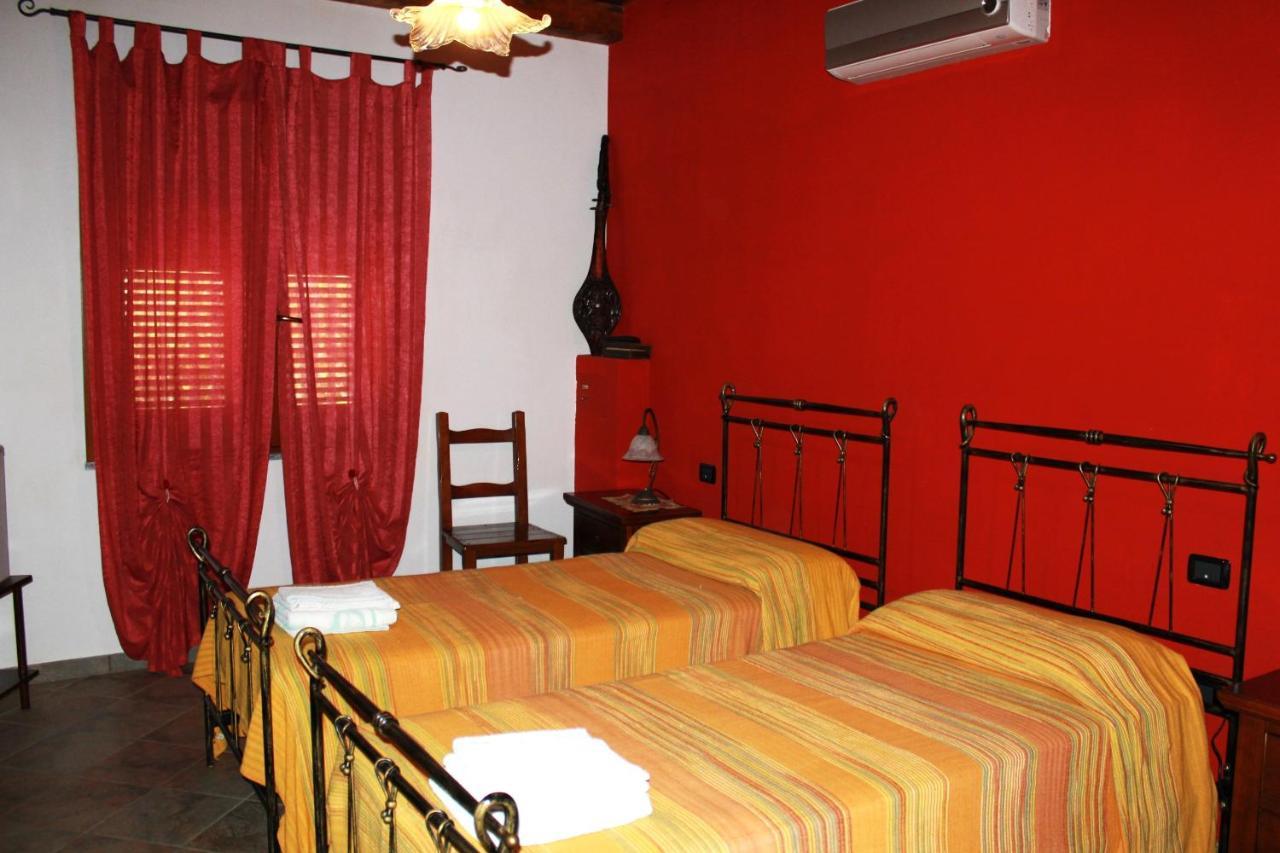 B&B Funtanadetalia Olmedo Exterior photo
